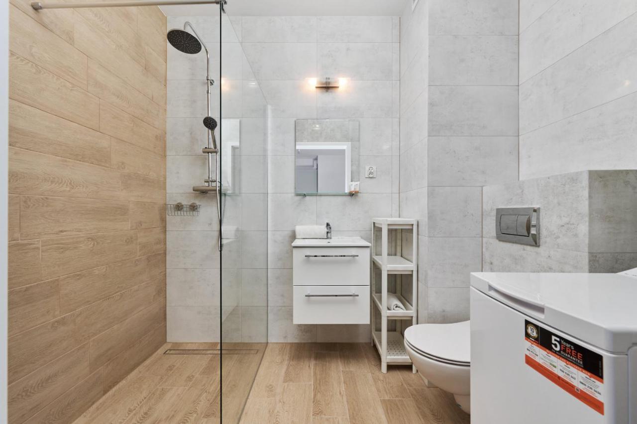 Drabika Apartment Balcony & Private Parking Wroclaw By Noclegi Renters Luaran gambar